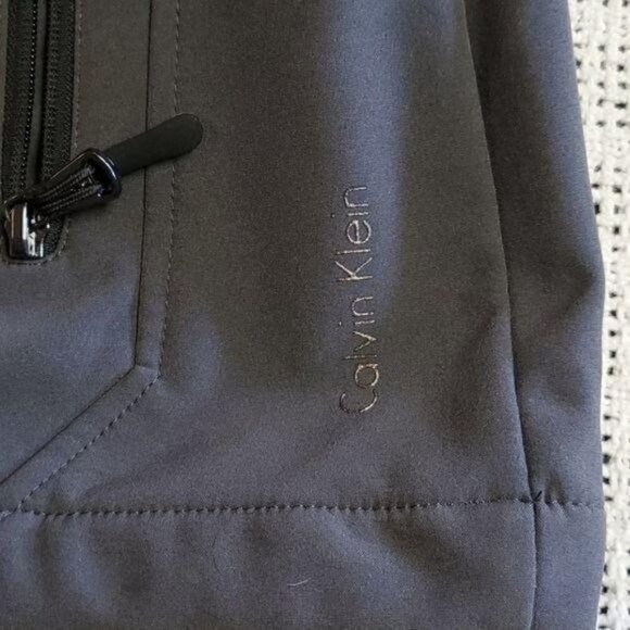 Calvin Klein Water Resistant & Wind Protectant Zippered Pockets Sz M Jacket - Picture 6 of 13